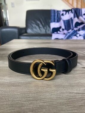 ‼️SOLD‼️ Gucci Black Leather Belt with Antique Gold Double G Buckle